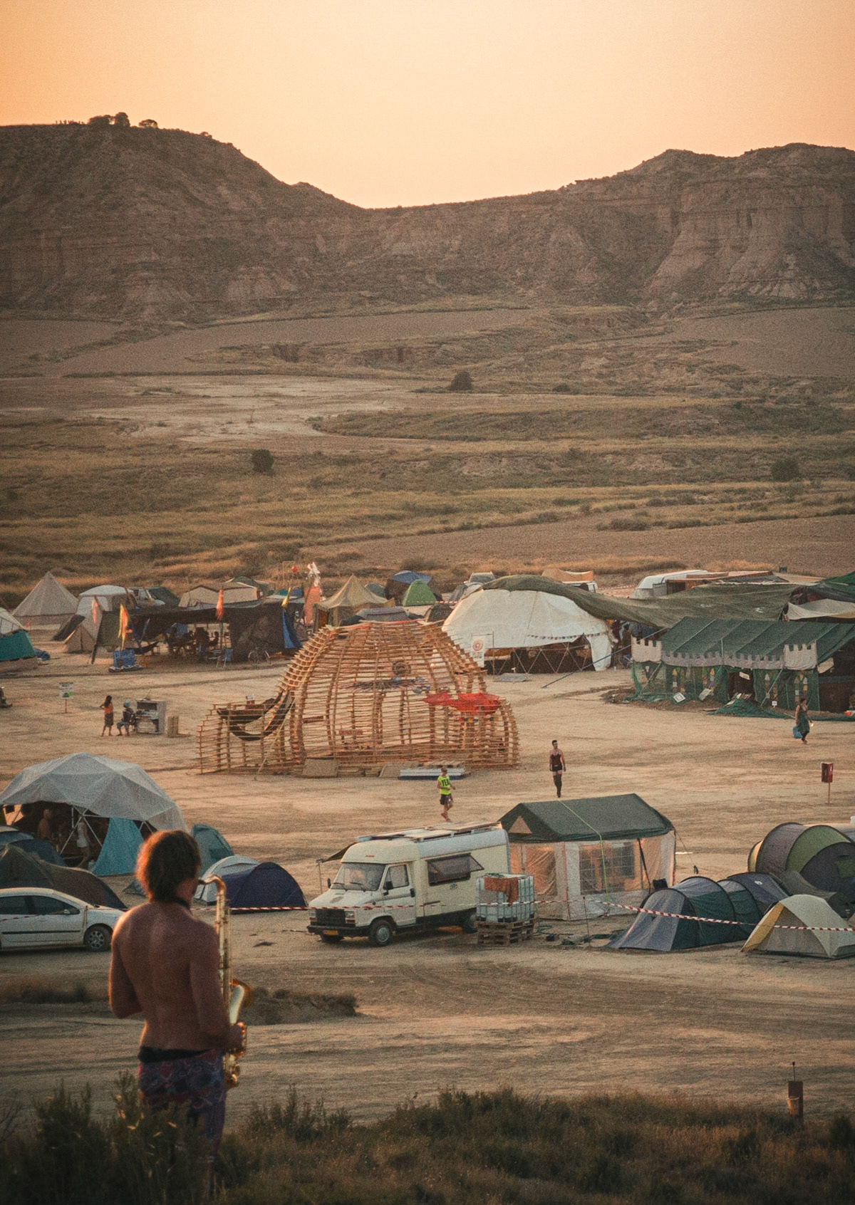 Elsewhere — community in the desert